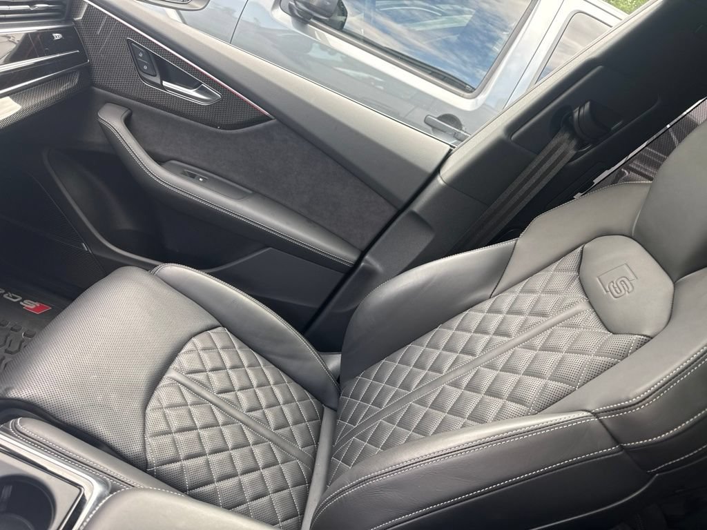 Certified 2023 Audi SQ8 Premium Plus w/ Executive Package AWD/4WD image 17