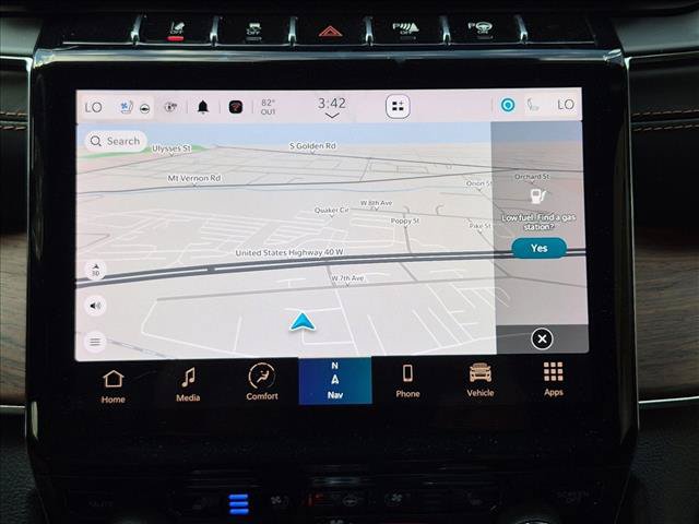 Used 2023 Jeep Grand Cherokee L Summit w/ Advanced Protech Group IV AWD/4WD image 14