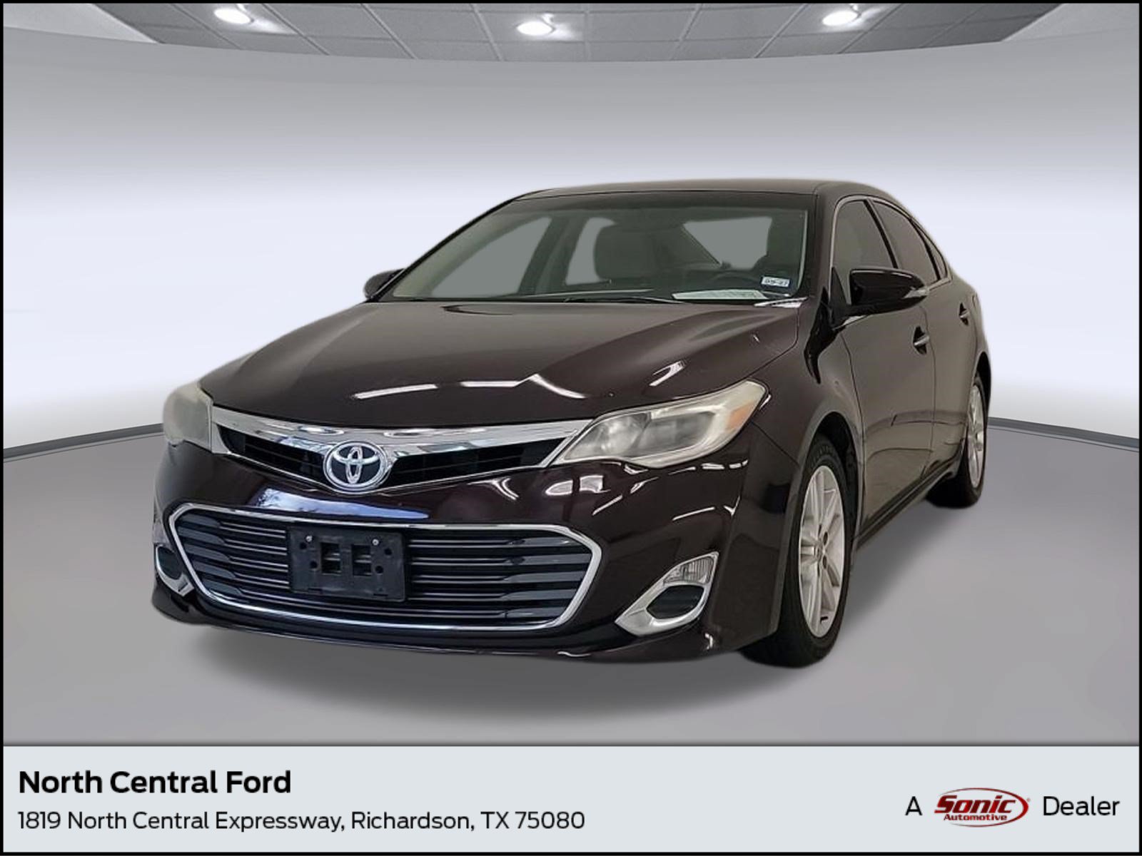 Used 2014 Toyota Avalon XLE FWD image 1