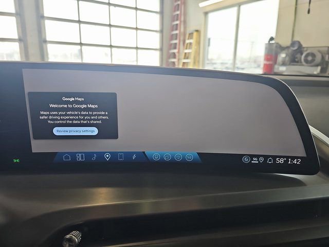 New 2026 Cadillac Vistiq Luxury image 23