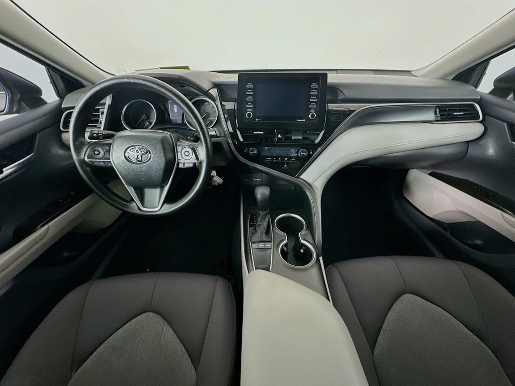 Used 2023 Toyota Camry LE FWD image 10