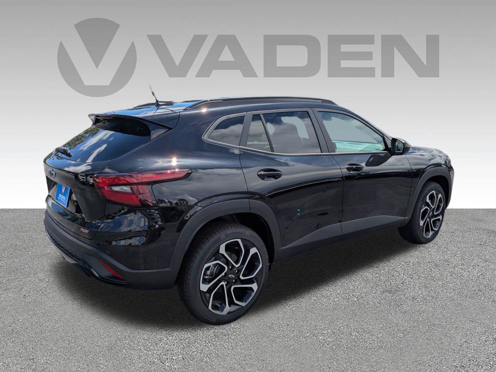 New 2026 Chevrolet Trax RS w/ Driver Confidence Package FWD image 24