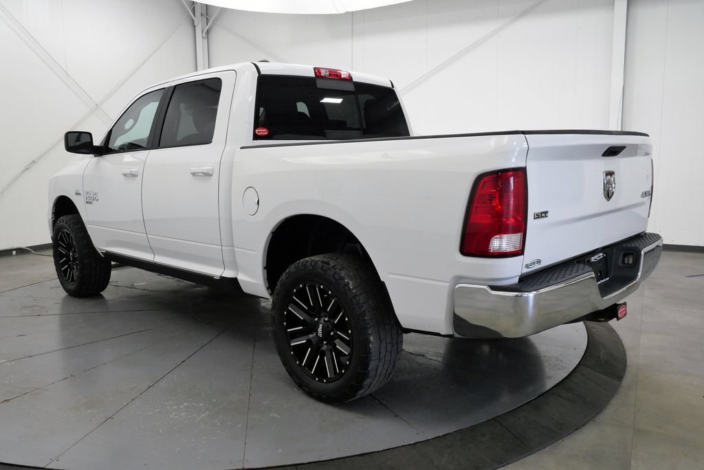 Used 2019 RAM 1500 Classic SLT AWD/4WD image 5