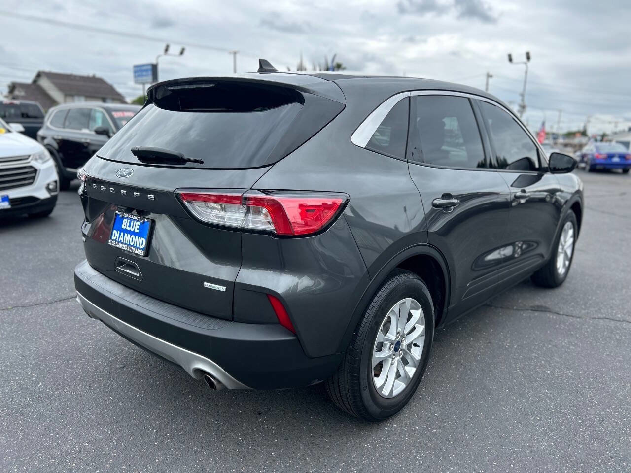 Used 2020 Ford Escape SE FWD image 6