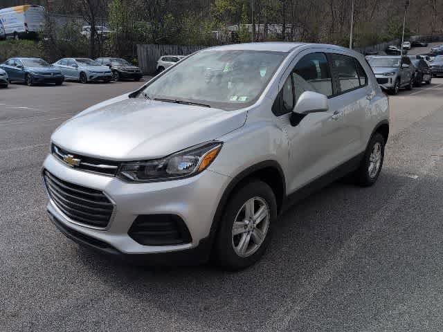 Used 2017 Chevrolet Trax LS AWD/4WD image 1