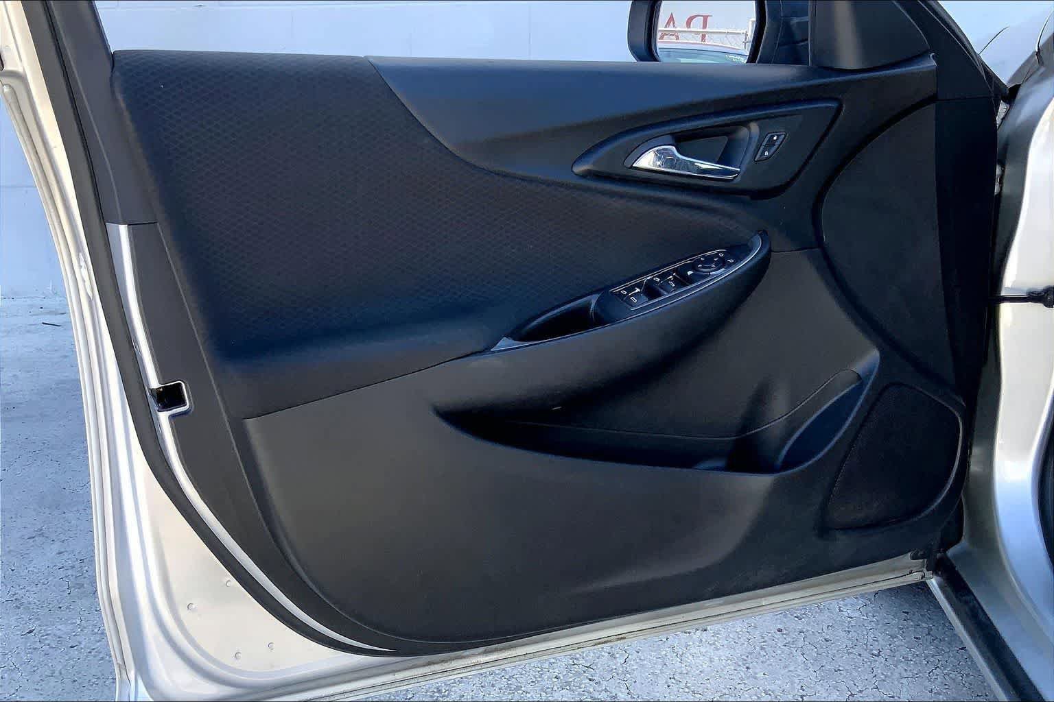 Used 2016 Chevrolet Malibu LS FWD image 27