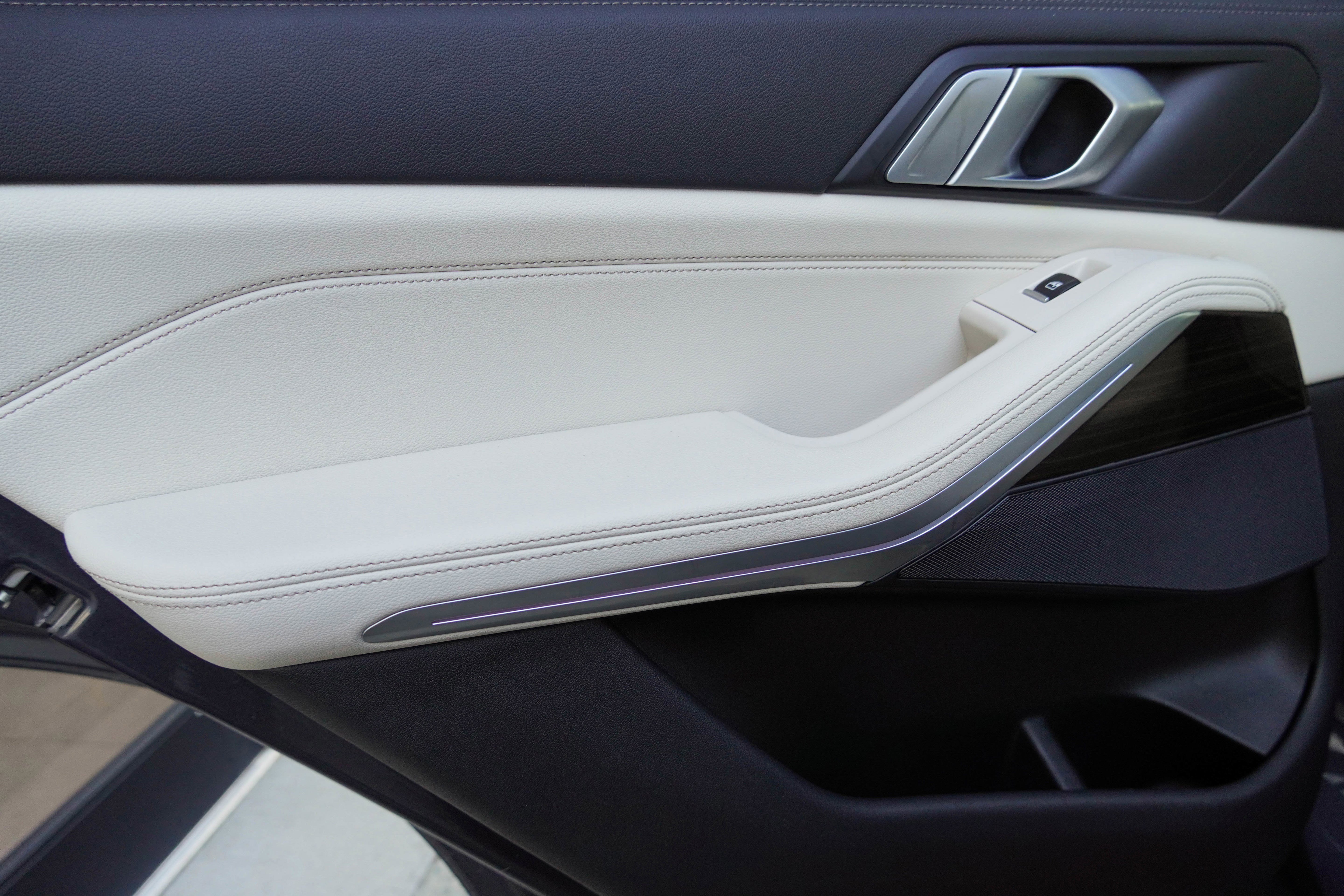 Used 2020 BMW X5 sDrive40i w/ Premium Package image 32