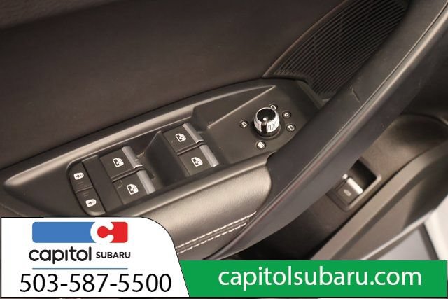 Used 2021 Audi Q5 e Premium Plus w/ Premium Plus Package AWD/4WD image 12