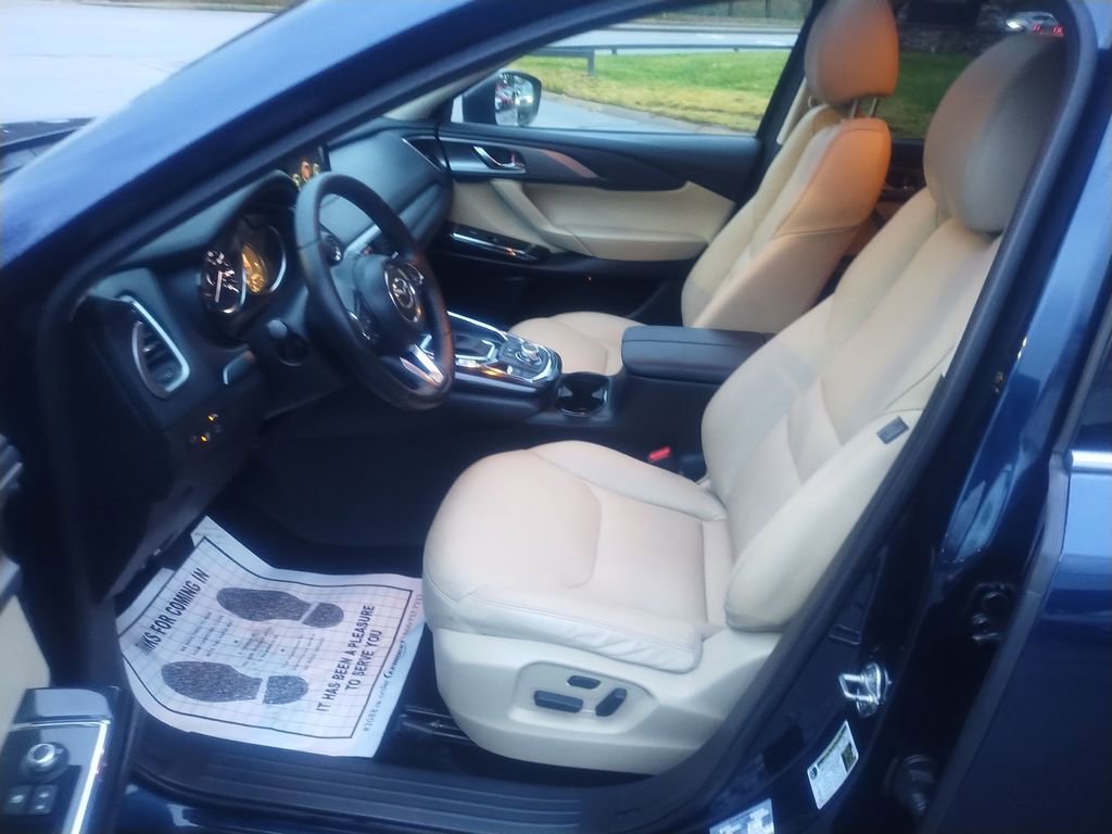 Used 2018 MAZDA CX-9 Touring w/ Touring Premium Package image 9