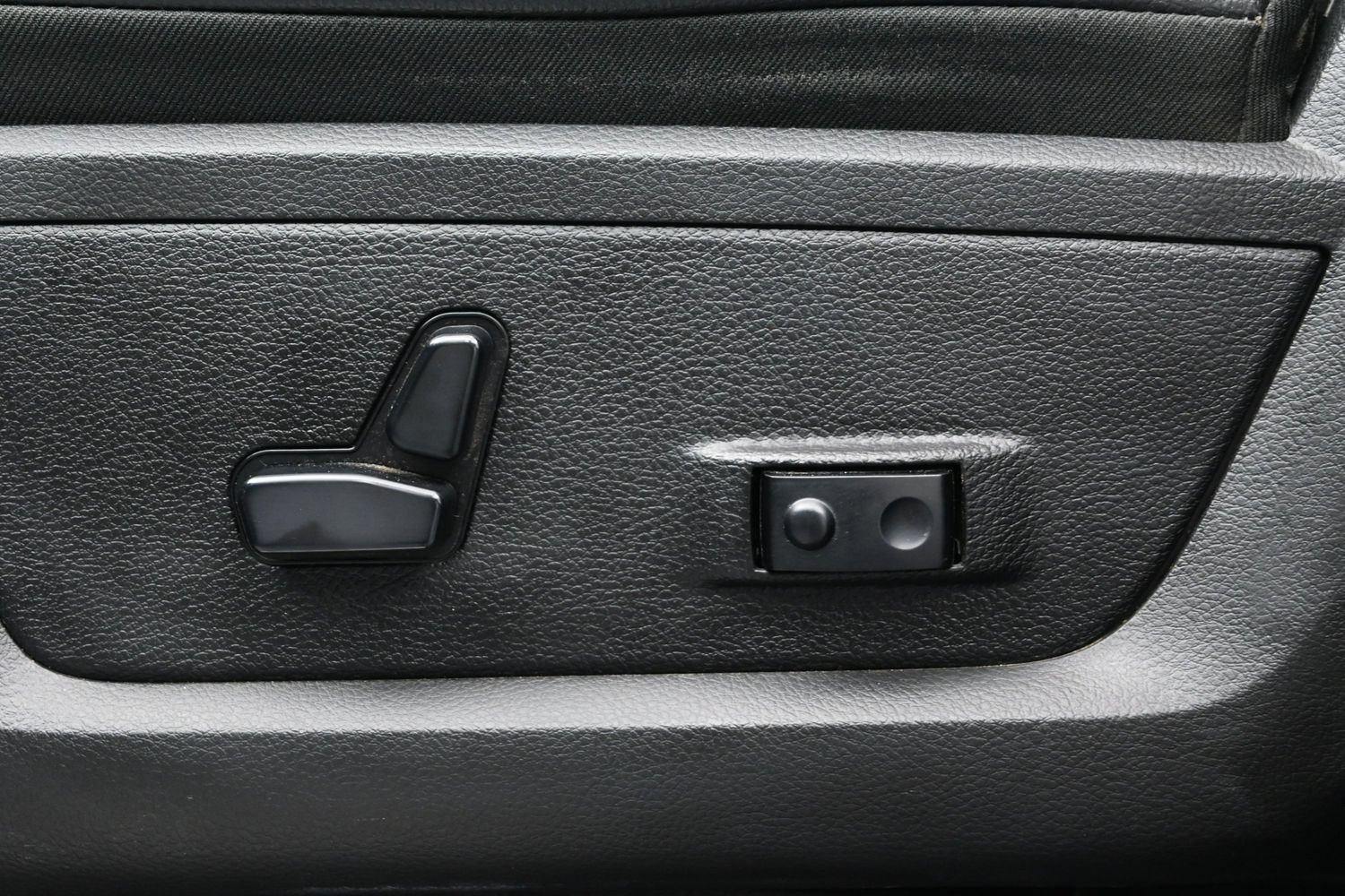 Used 2020 RAM 2500 Laramie AWD/4WD image 10