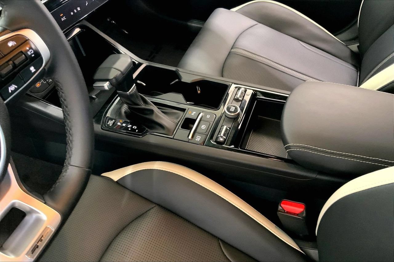 Used 2025 Kia K5 GT-Line FWD image 17