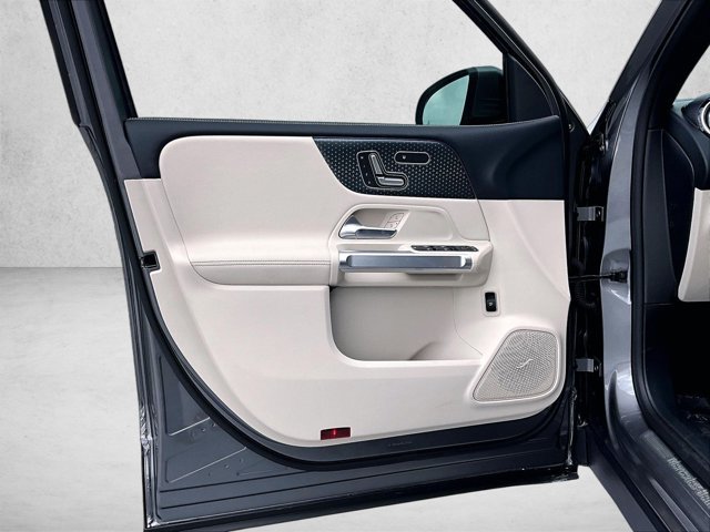 New 2026 Mercedes-Benz GLB 250 image 26