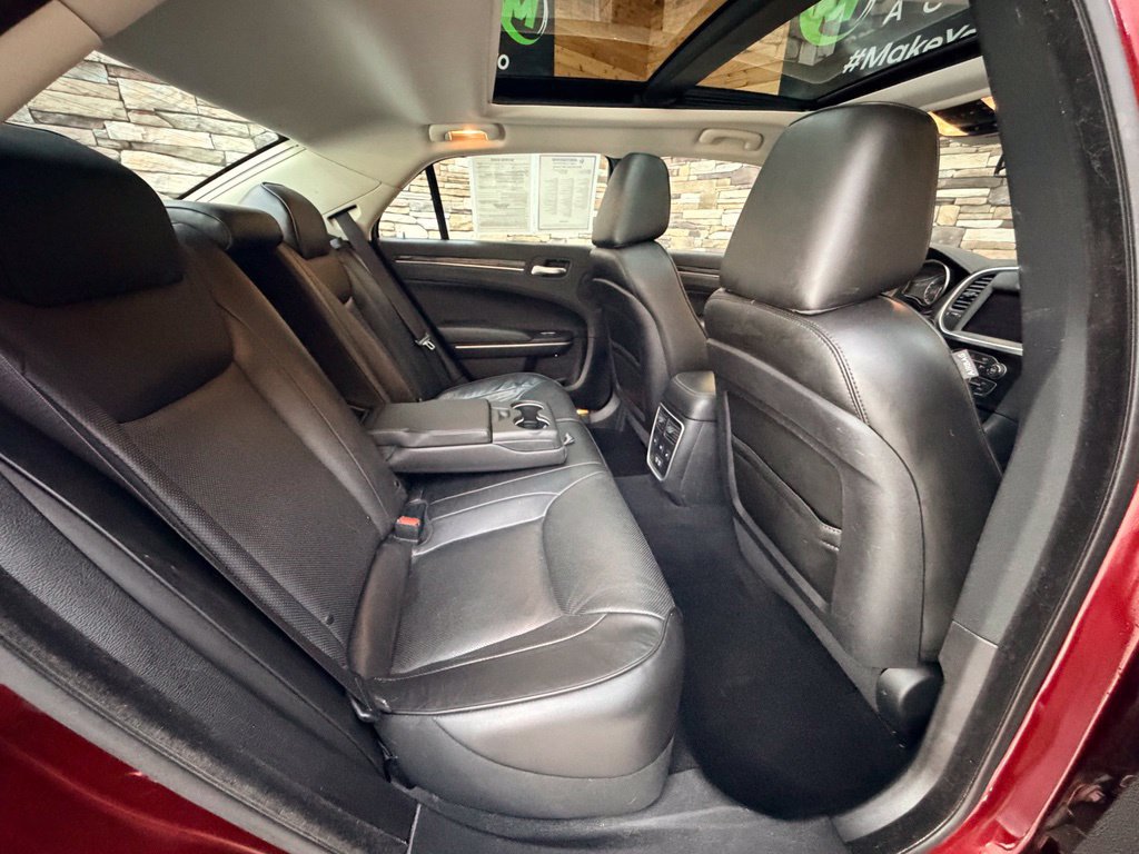 Used 2021 Chrysler 300 Touring L AWD/4WD image 33