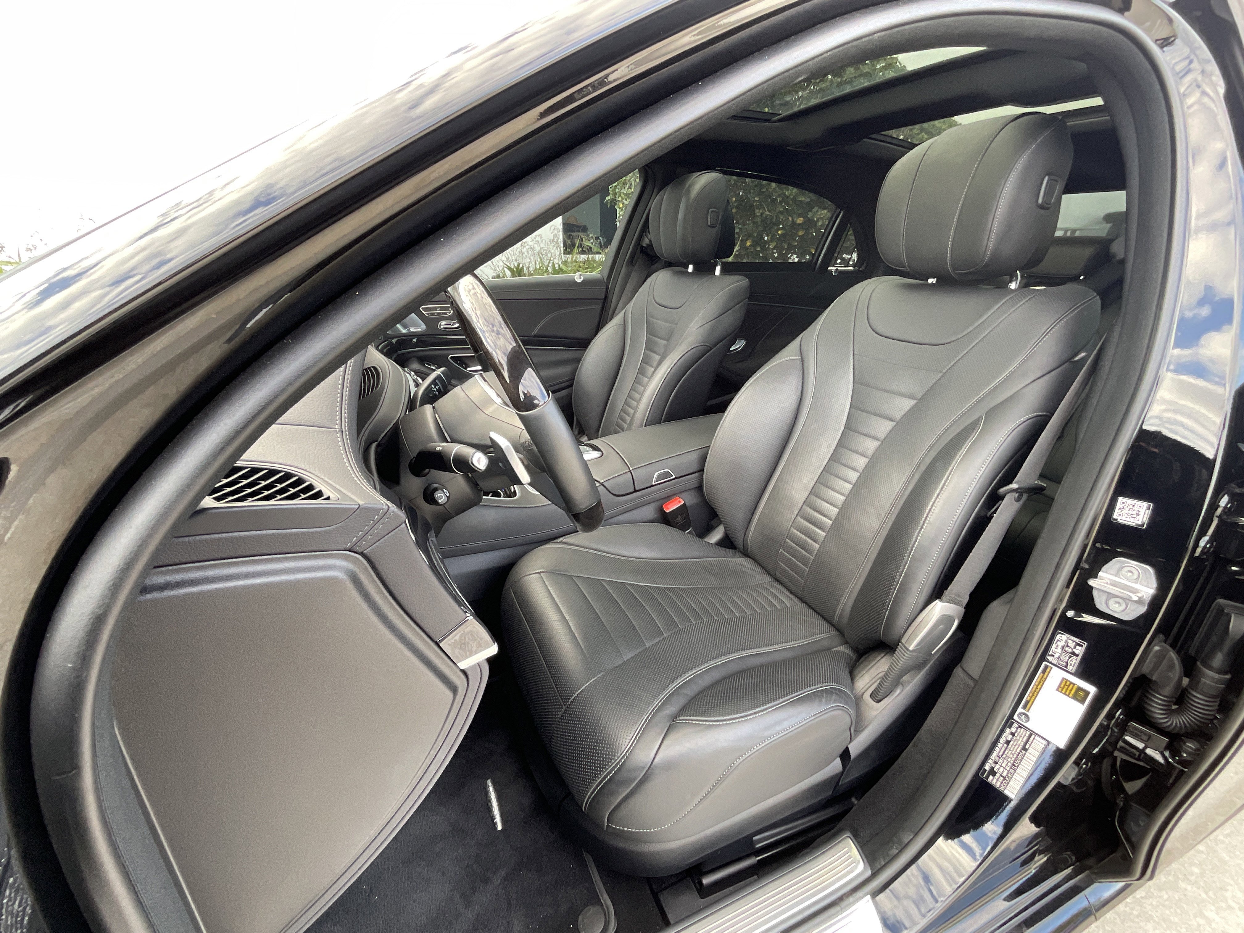 Used 2020 Mercedes-Benz S 560 Sedan image 9