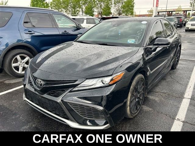 Used 2021 Toyota Camry XSE w/ TRD Appearance Package (TMS) FWD image 2
