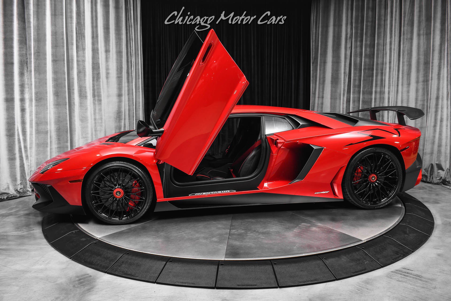 Used 2016 Lamborghini Aventador LP 750-4 Superveloce AWD/4WD image 1