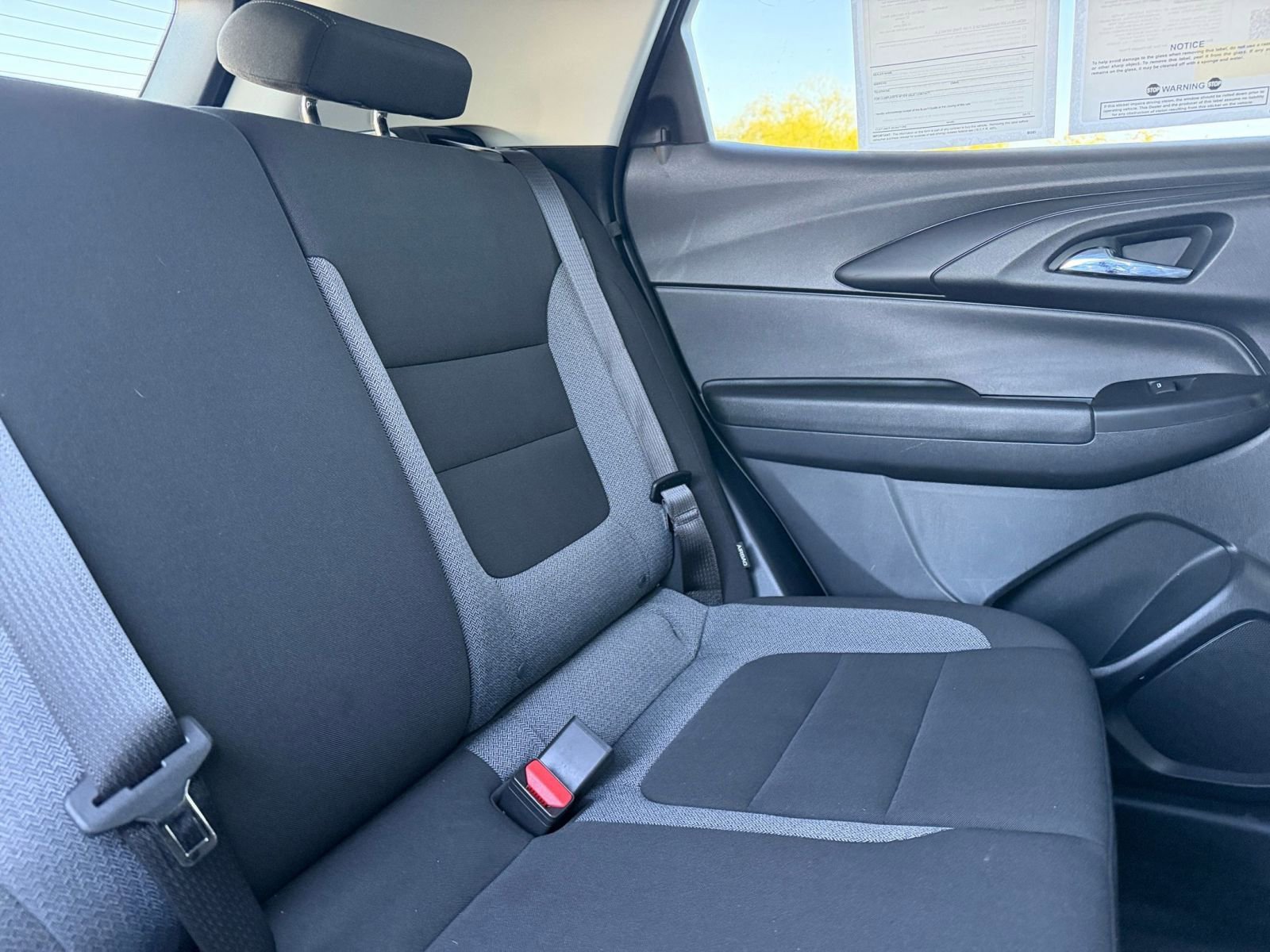 Used 2025 Chevrolet TrailBlazer LT FWD image 36