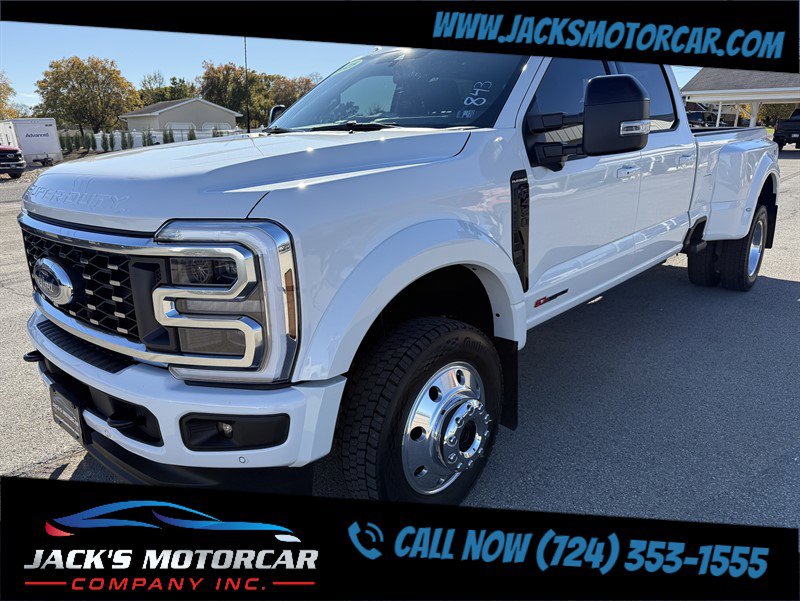Used 2025 Ford F450 Platinum w/ FX4 Off-Road Package image 3