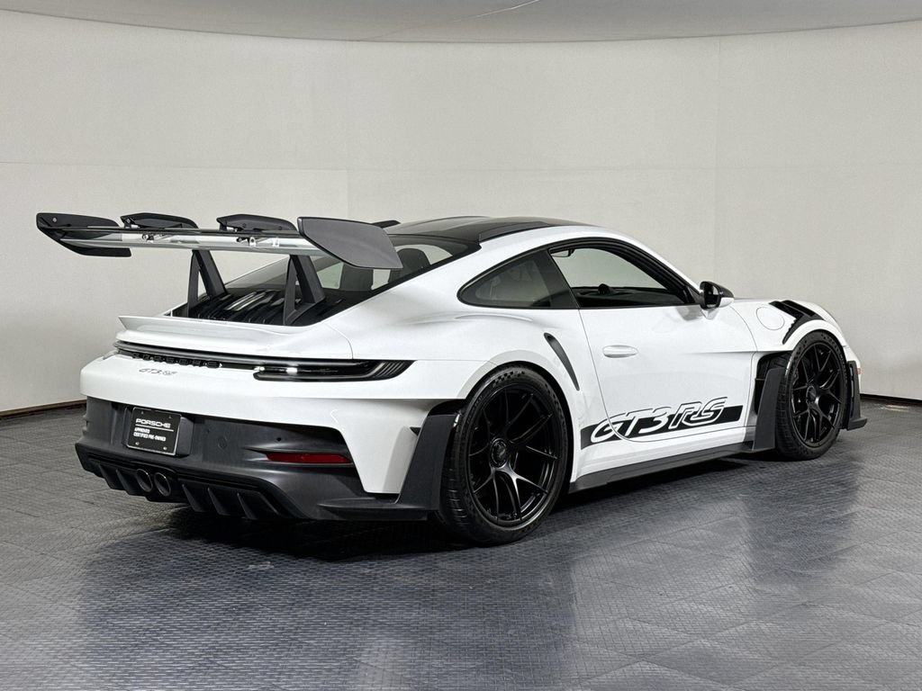 Certified 2025 Porsche 911 GT3 RS RWD image 7