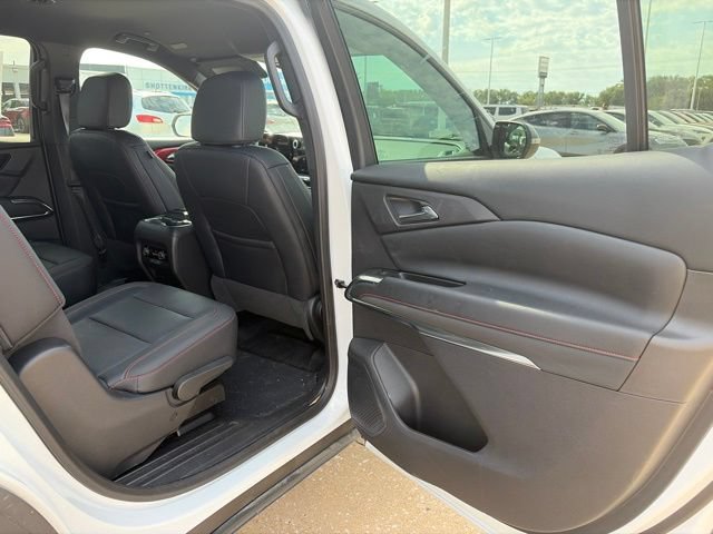 Used 2025 Chevrolet Traverse Z71 AWD/4WD image 20