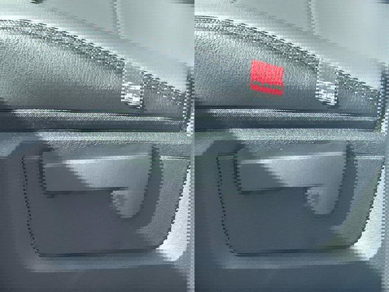 New 2026 RAM 4500 4x4 Crew Cab DRW image 17