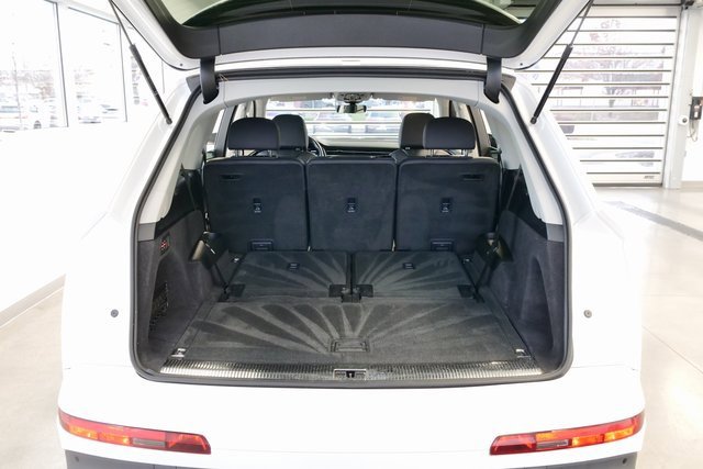 Used 2024 Audi Q7 3.0T Premium Plus image 15
