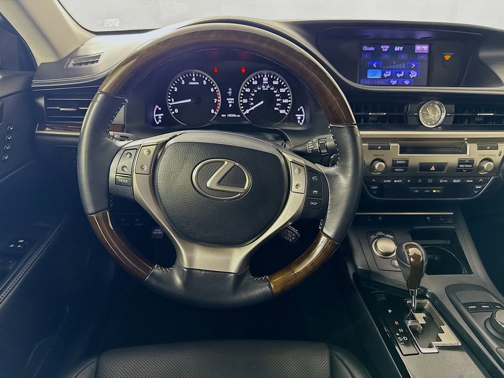 Used 2014 Lexus ES 350 image 22