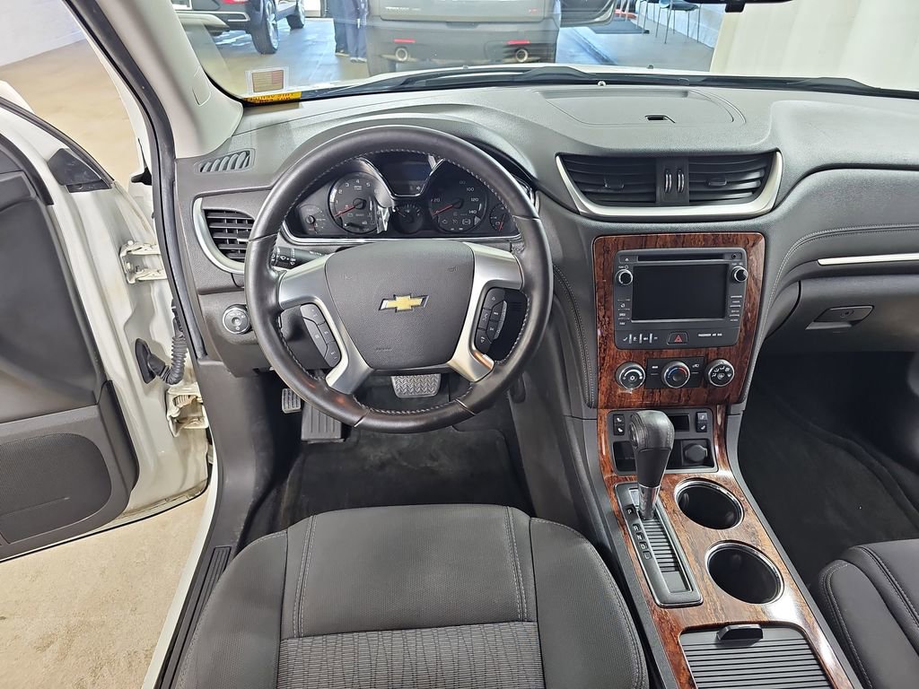 Used 2014 Chevrolet Traverse LT w/ All-Star Edition image 22
