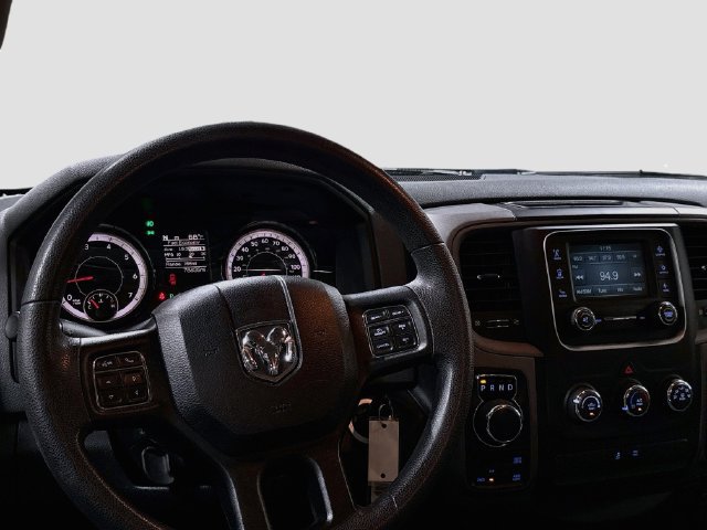 Used 2018 RAM 1500 Express w/ Express Value Package AWD/4WD image 16
