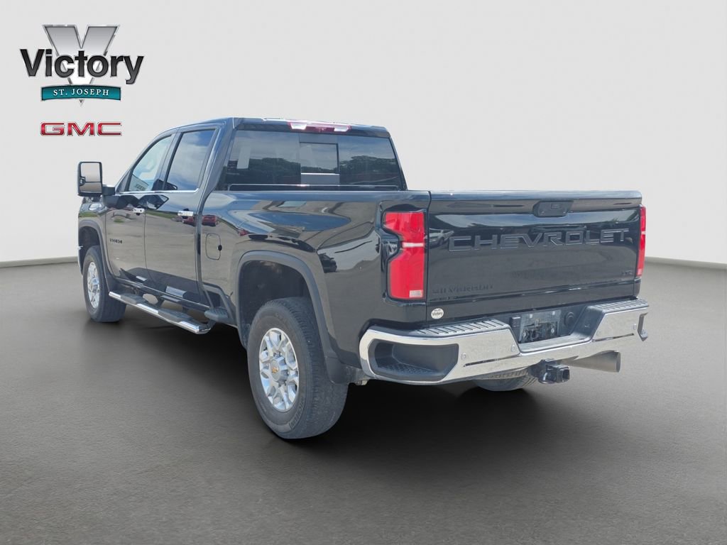 Used 2024 Chevrolet Silverado 3500 LTZ w/ LTZ Premium Package AWD/4WD image 13