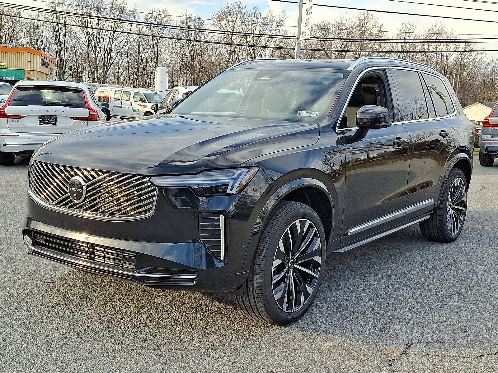 New 2026 Volvo XC90 T8 Ultra w/ Protection Package Premier image 2