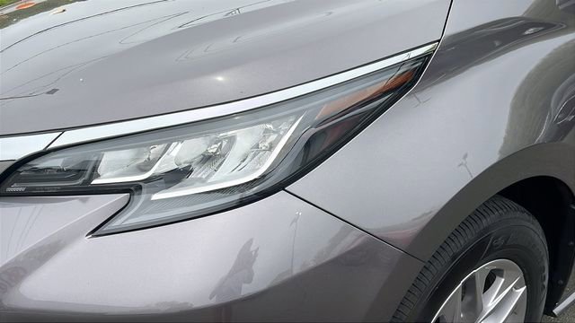 Certified 2021 Toyota Sienna XLE AWD/4WD image 7