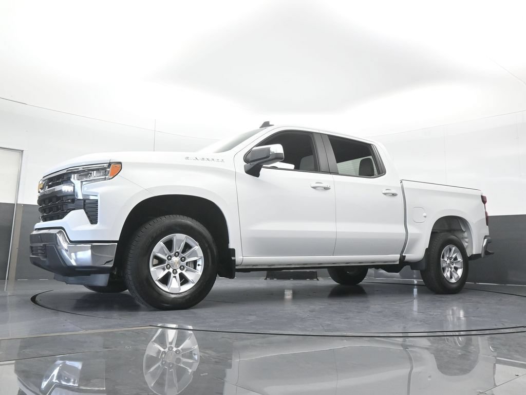 Used 2025 Chevrolet Silverado 1500 LT RWD image 42