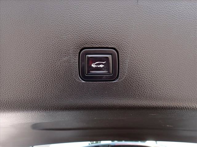 Used 2022 Chevrolet Traverse LT AWD/4WD image 9