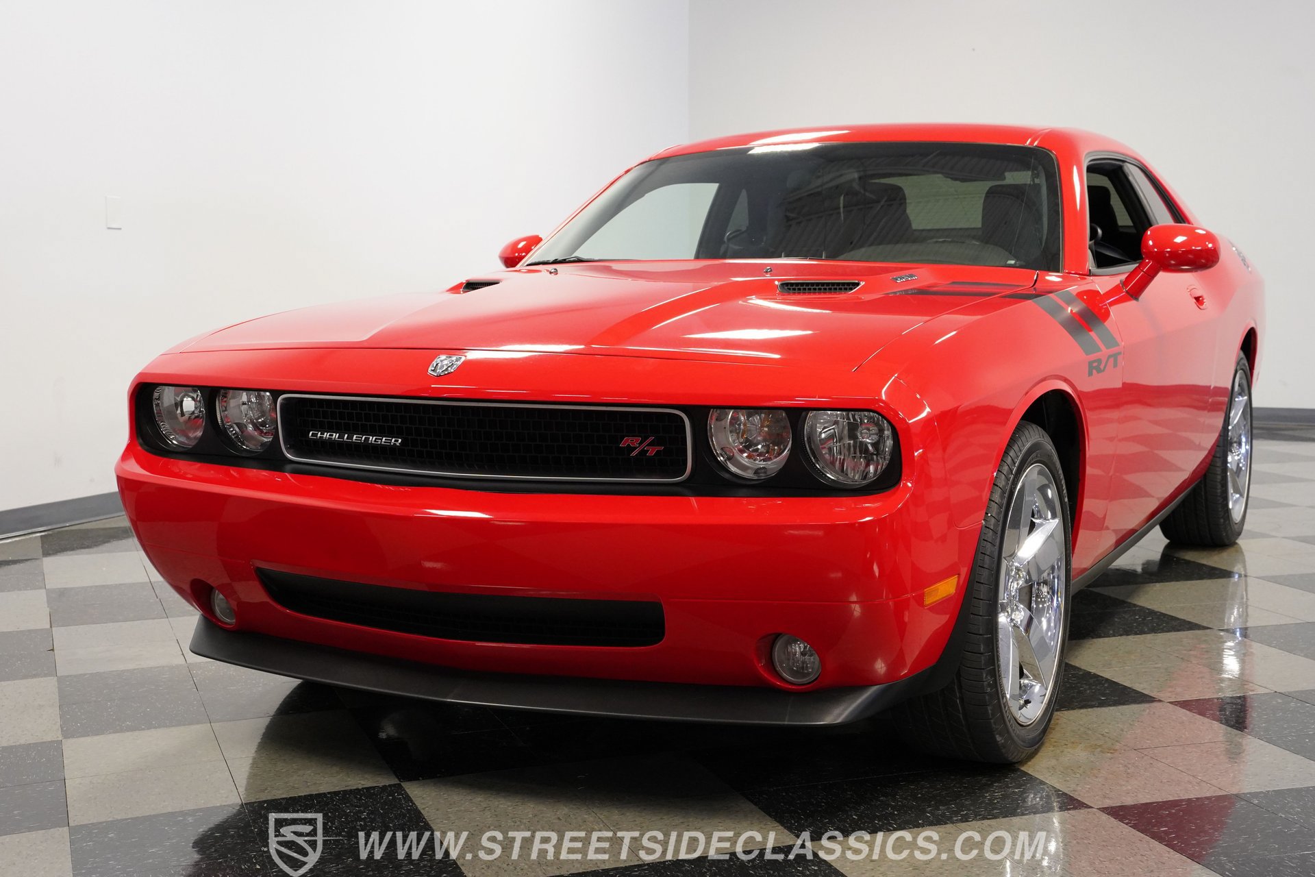 Used 2009 Dodge Challenger R/T RWD image 19