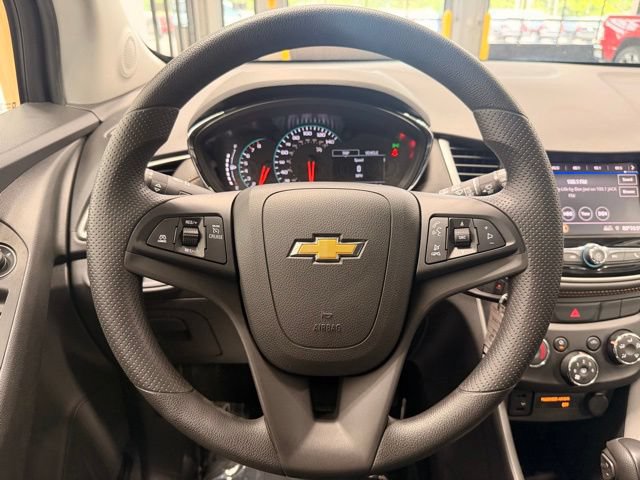 Used 2022 Chevrolet Trax LS w/ Tint and Cruise Package AWD/4WD image 20