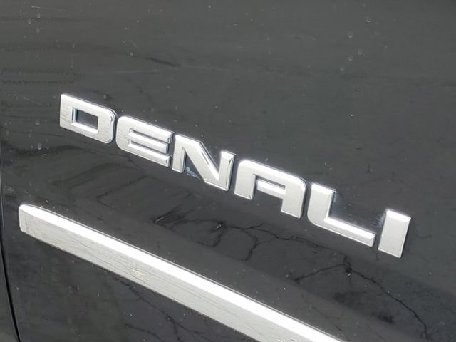 Used 2018 GMC Yukon XL Denali w/ Denali Ultimate Package AWD/4WD image 8