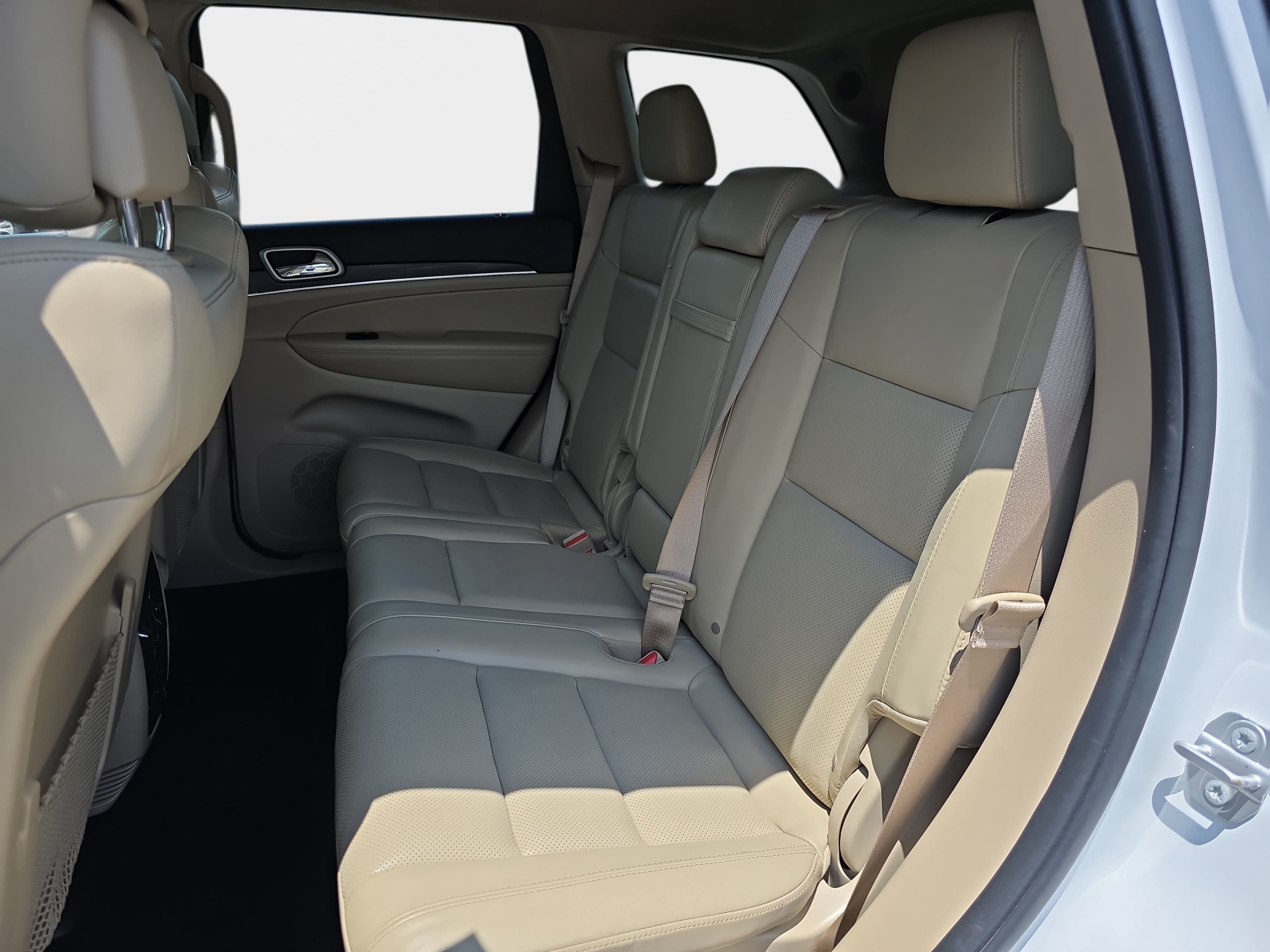 Used 2020 Jeep Grand Cherokee Limited w/ Luxury Group II AWD/4WD image 12