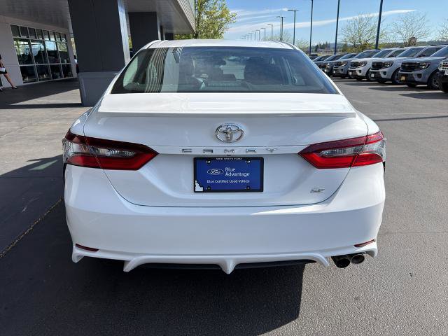 Used 2024 Toyota Camry SE FWD image 11