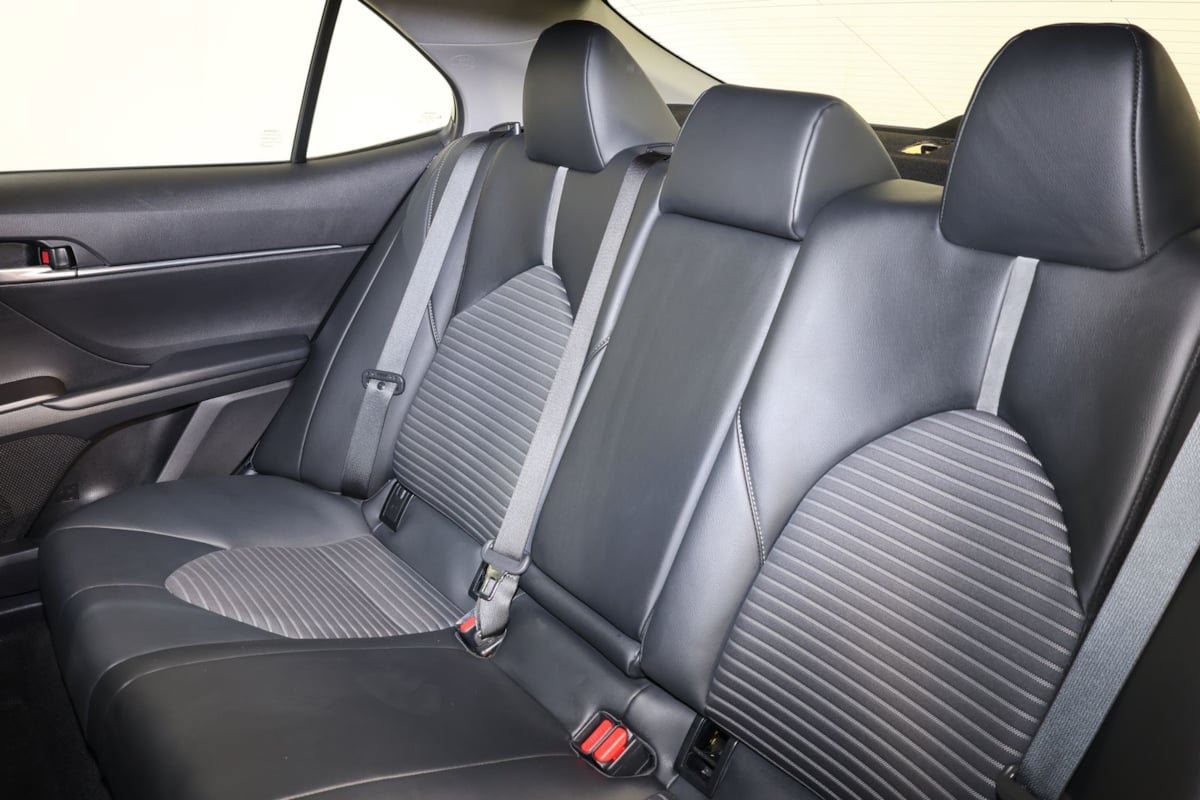Used 2024 Toyota Camry SE FWD image 10