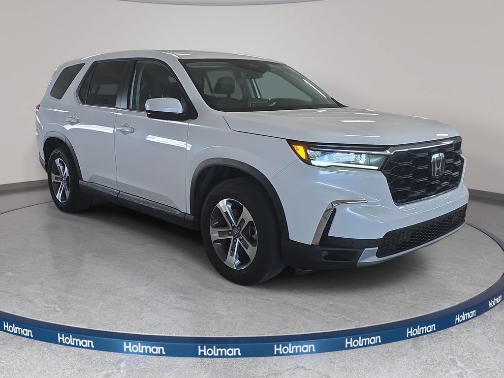 Used 2025 Honda Pilot EX-L image 4