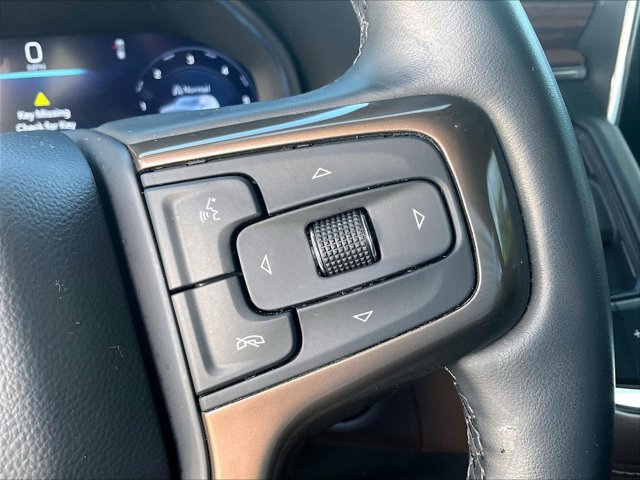 Used 2024 Chevrolet Suburban High Country RWD image 21