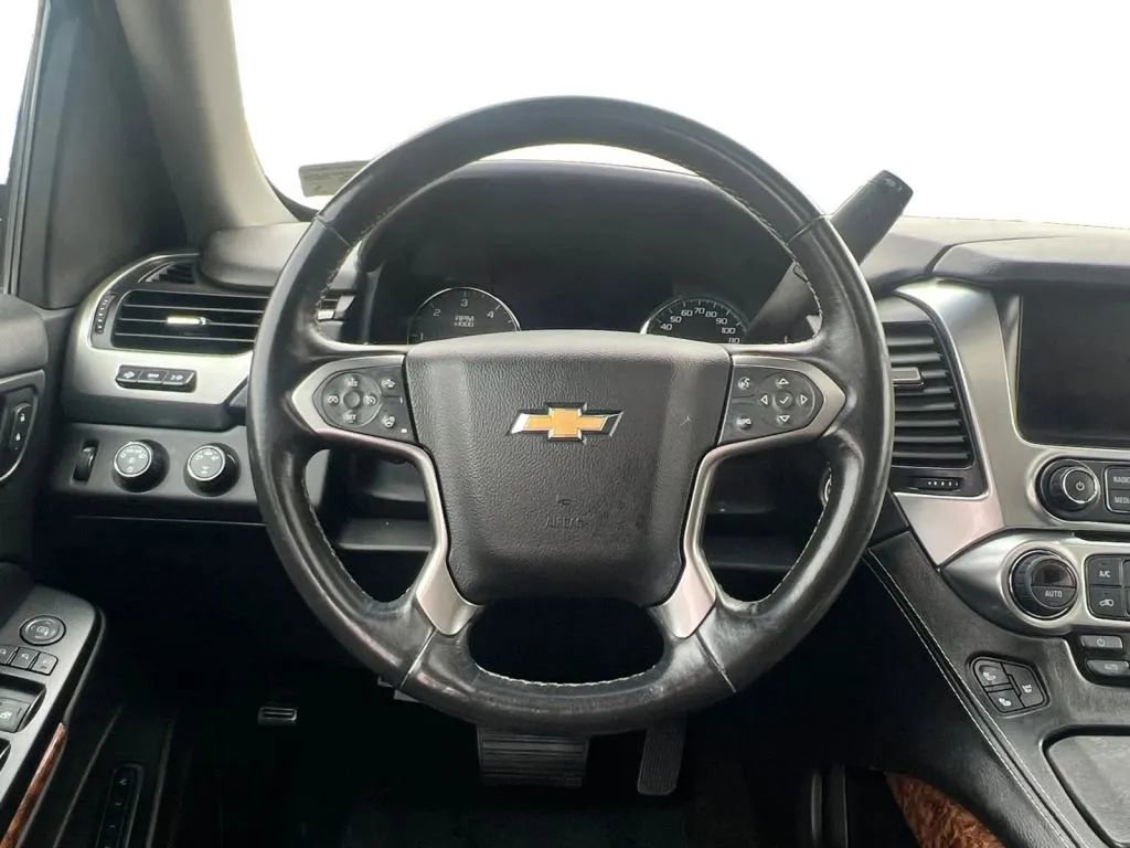 Used 2016 Chevrolet Suburban LTZ image 12