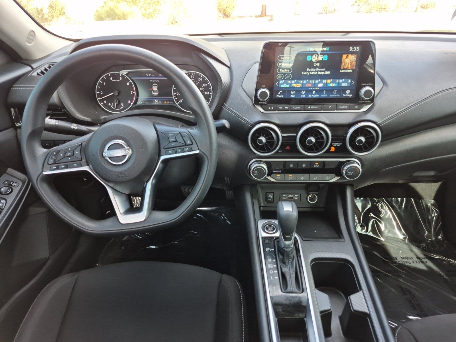 Used 2024 Nissan Sentra SV FWD image 18