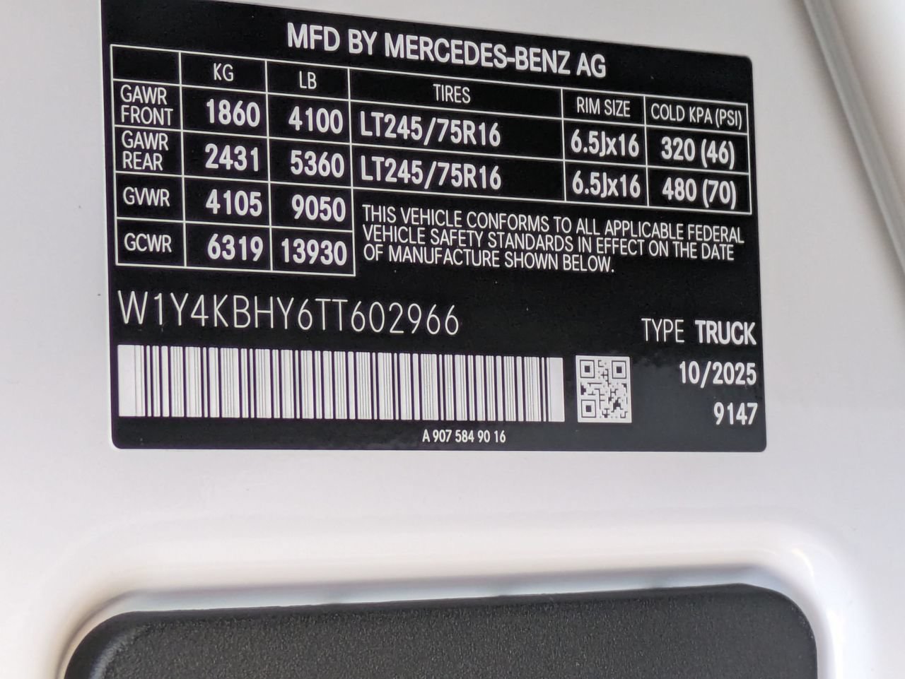 New 2026 Mercedes-Benz Sprinter 2500 image 11