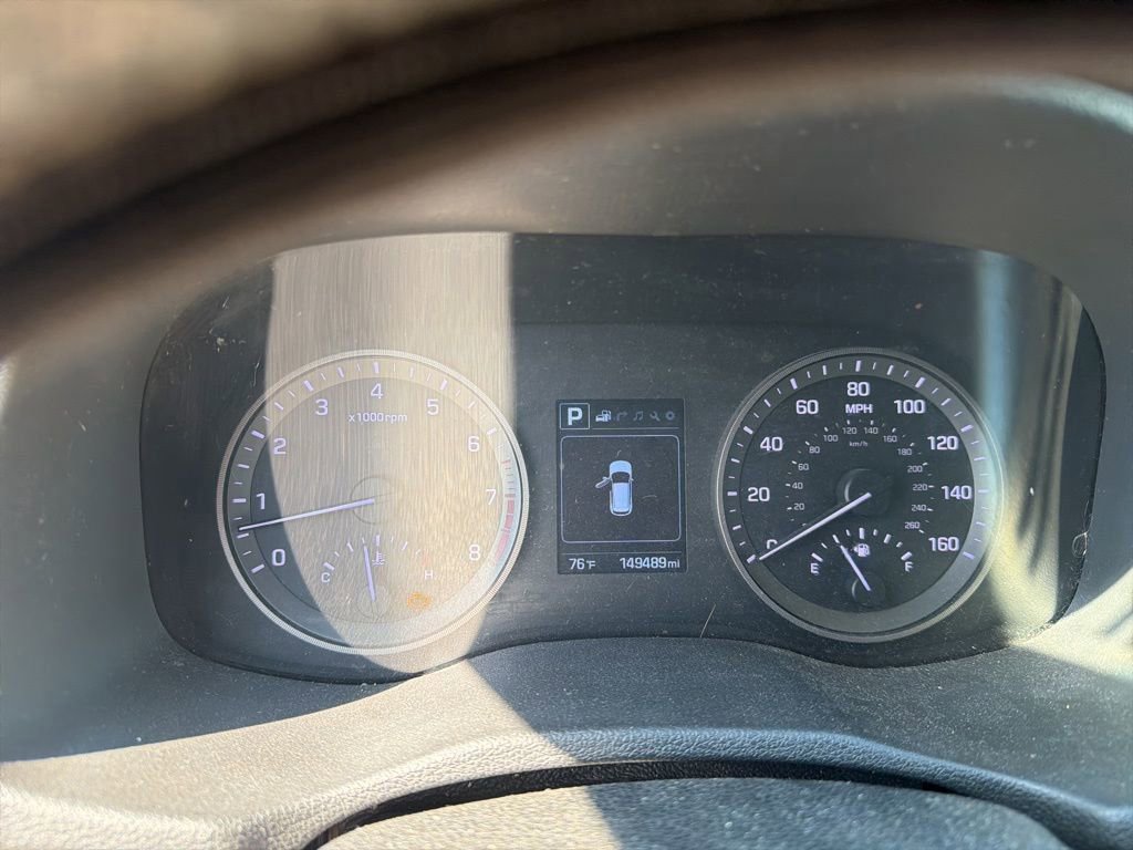 Used 2016 Hyundai Tucson Limited image 1