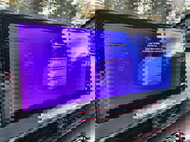 New 2025 Toyota Prius Plug-In Hybrid image 21