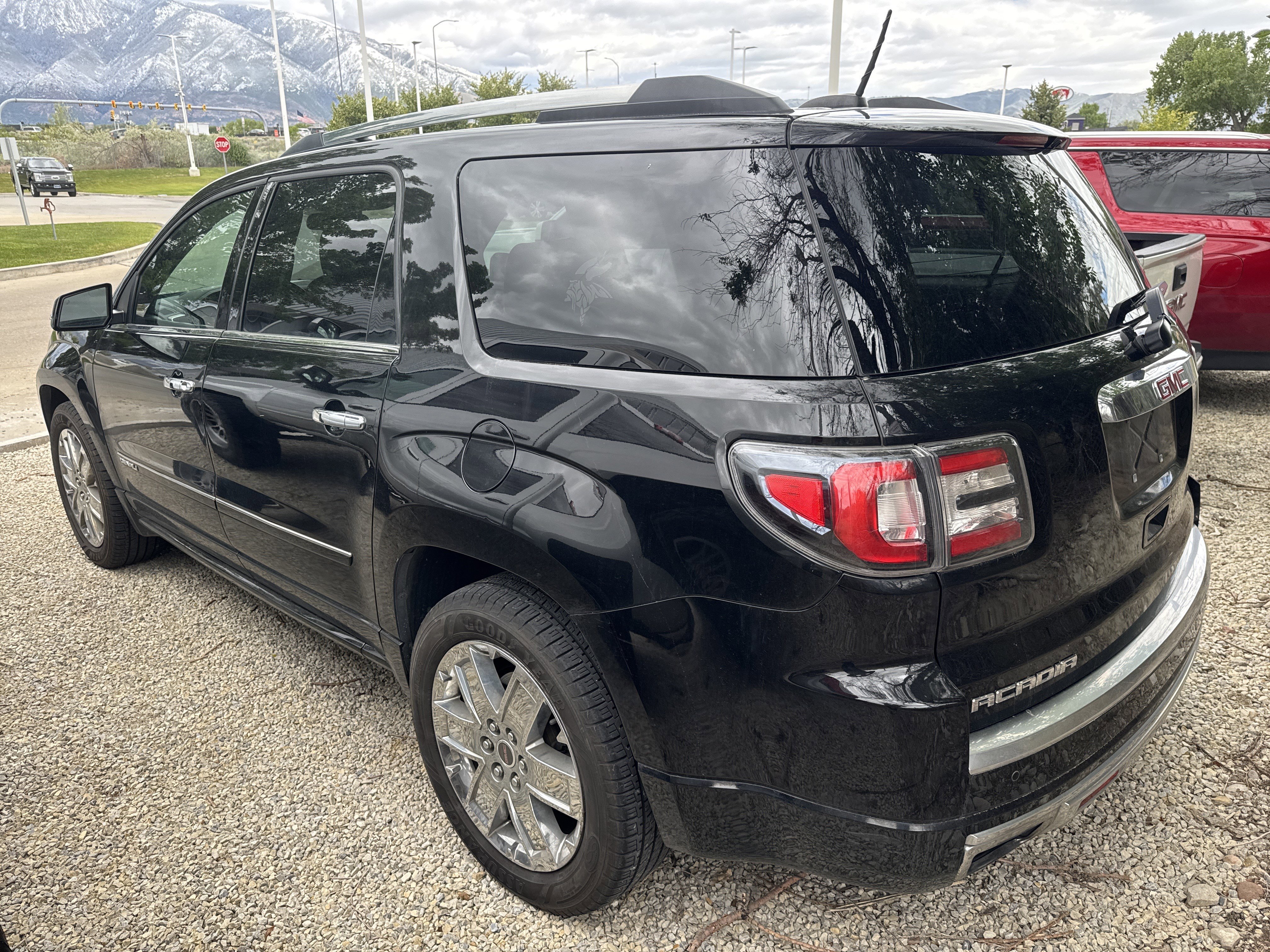 Used 2016 GMC Acadia Denali AWD/4WD image 5