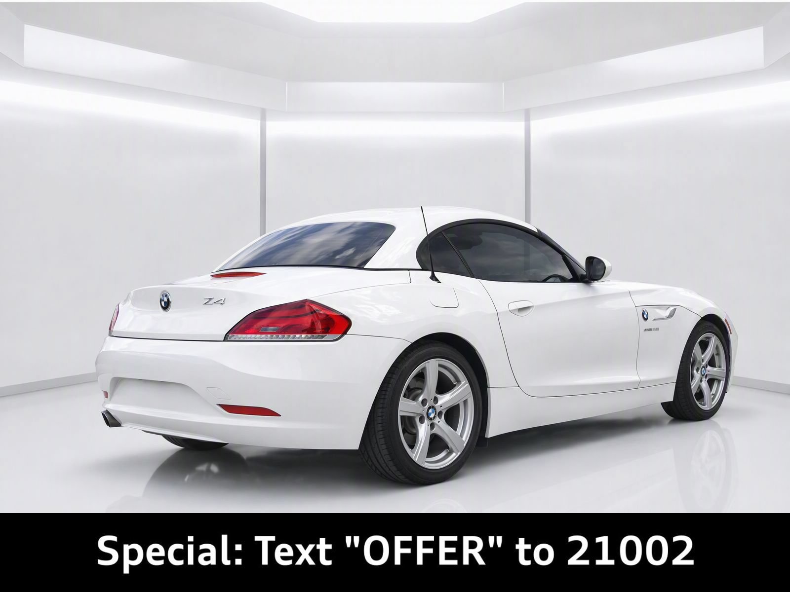 Used 2014 BMW Z4 sDrive28i RWD image 4