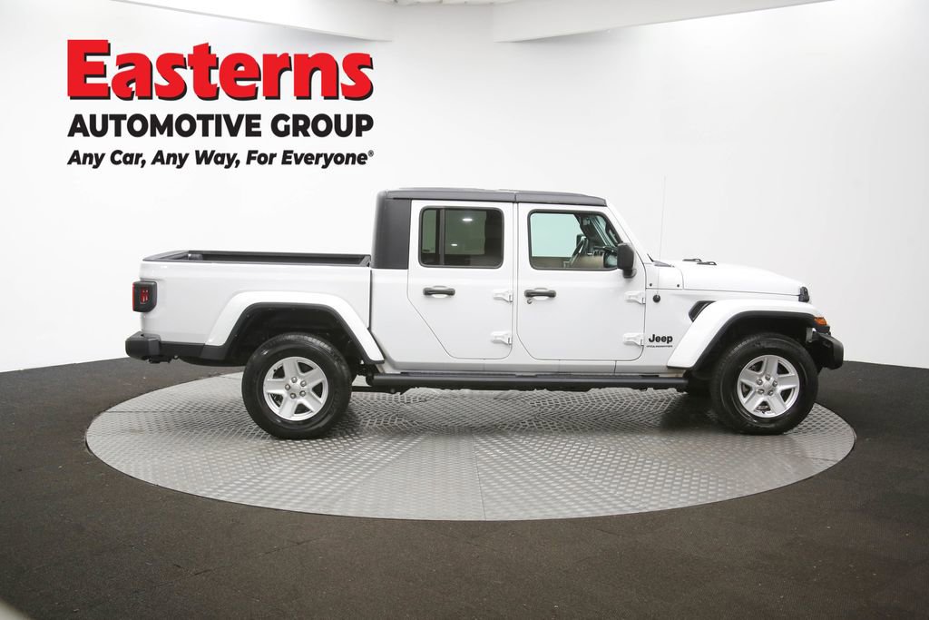 Used 2023 Jeep Gladiator Sport image 45